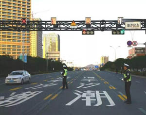 潮汐車道代表什么意思 潮汐車道的作用有哪些？