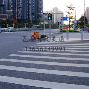說一說蘇州道路劃線劃分為哪些？對應(yīng)表示什么？