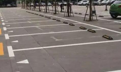 淮南有專業(yè)做車位畫線的嗎？飛揚為您提供優(yōu)質(zhì)解決方案！