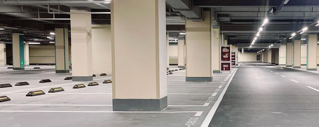 蘇州車庫劃線施工多少一米?專業品質讓停車更安心 蘇州車庫劃線施工多少一米?專業品質讓停車更安心