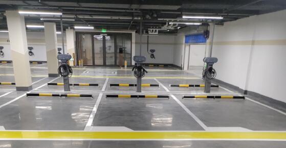 蘇州車位劃線，飛揚專業施工團隊