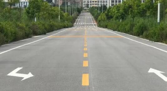 蘇州廠區(qū)劃線，自有施工團(tuán)隊打造安全高效廠區(qū)